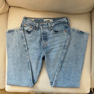 Levis Wedgie Lightwash Jeans
